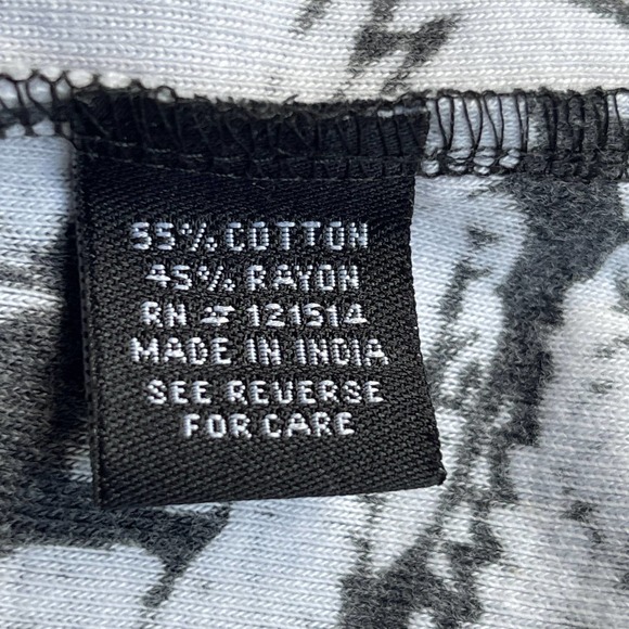 Fashque Blouse Womens Plus Size 2X XXL Black White Floral Sheer Sleeve Beaded - Picture 7 of 12